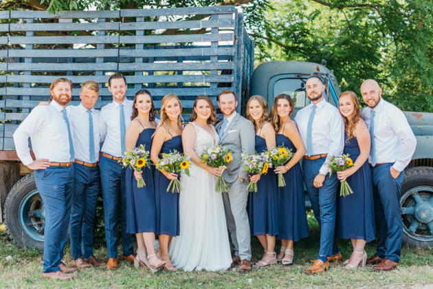 Bridal party photos at Stonewall Estates