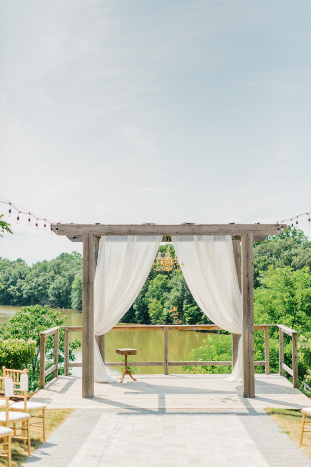 Ceremony alter overlooking pond at Stonewall Estates