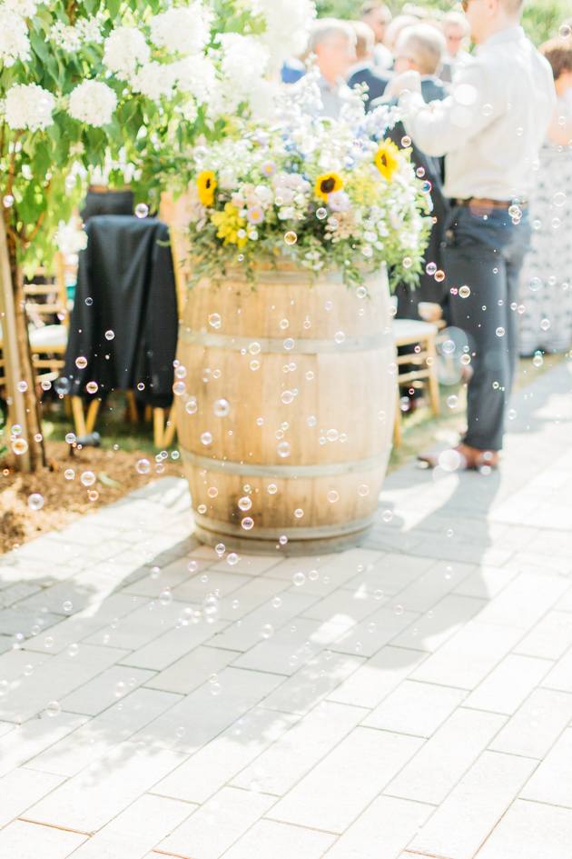 Ceremony bubbles at Stonewall Estates