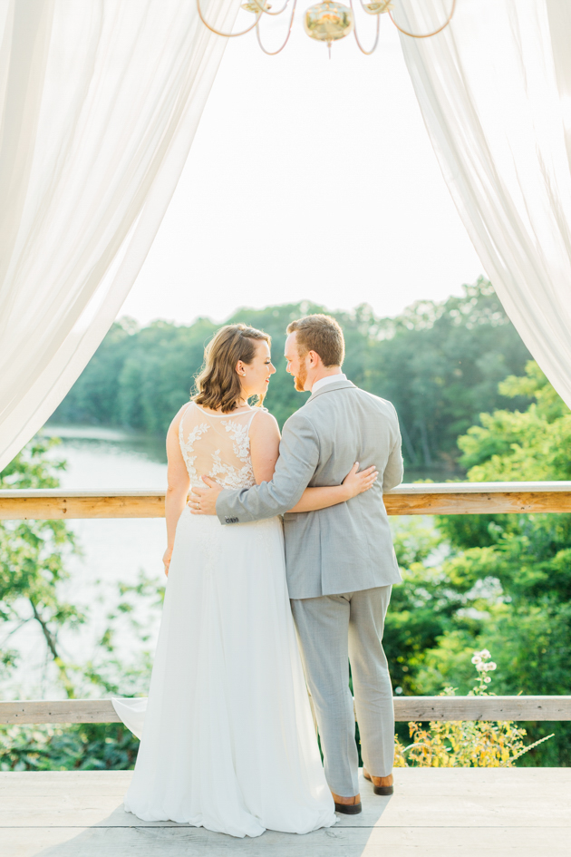 Sunset wedding photos at stonewall esates